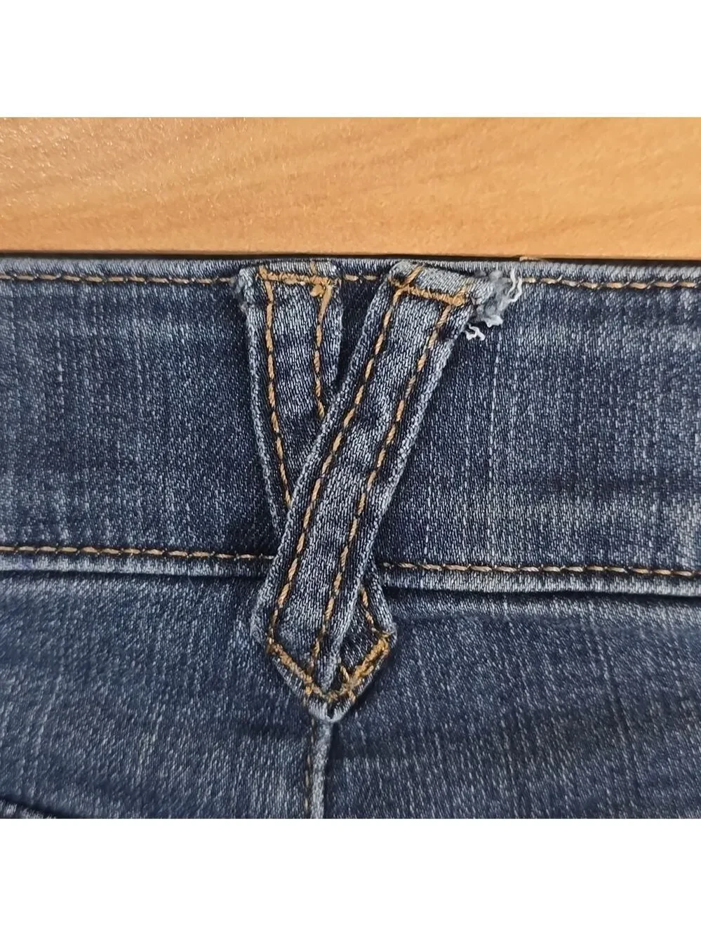 Democracy Jeans with Branded Button womens Size 2 Blue Ab Technology